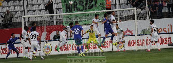 Akhisar Belediyespor Kasımpaşa Süper Lig 2013-2014 sezonu 34. hafta müsabakası